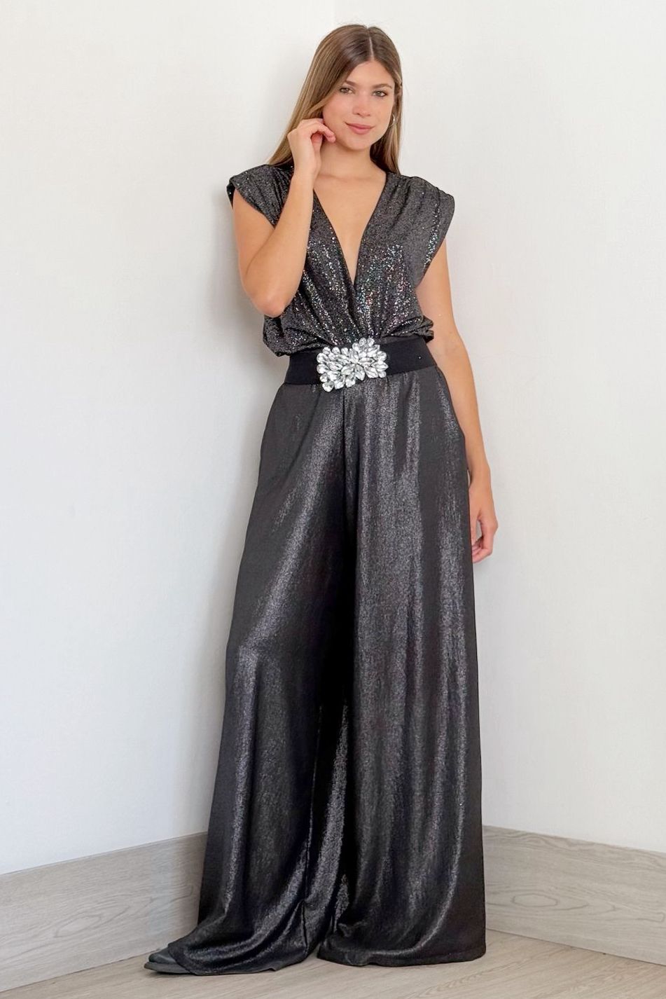 WhatsApp Image 2025-12-06 at 4.03.29 PM (2)