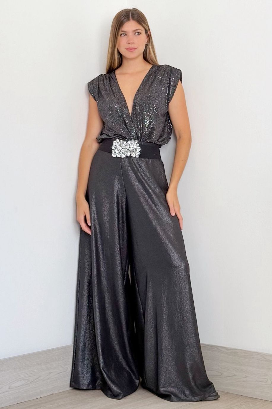 WhatsApp Image 2025-12-06 at 4.03.29 PM